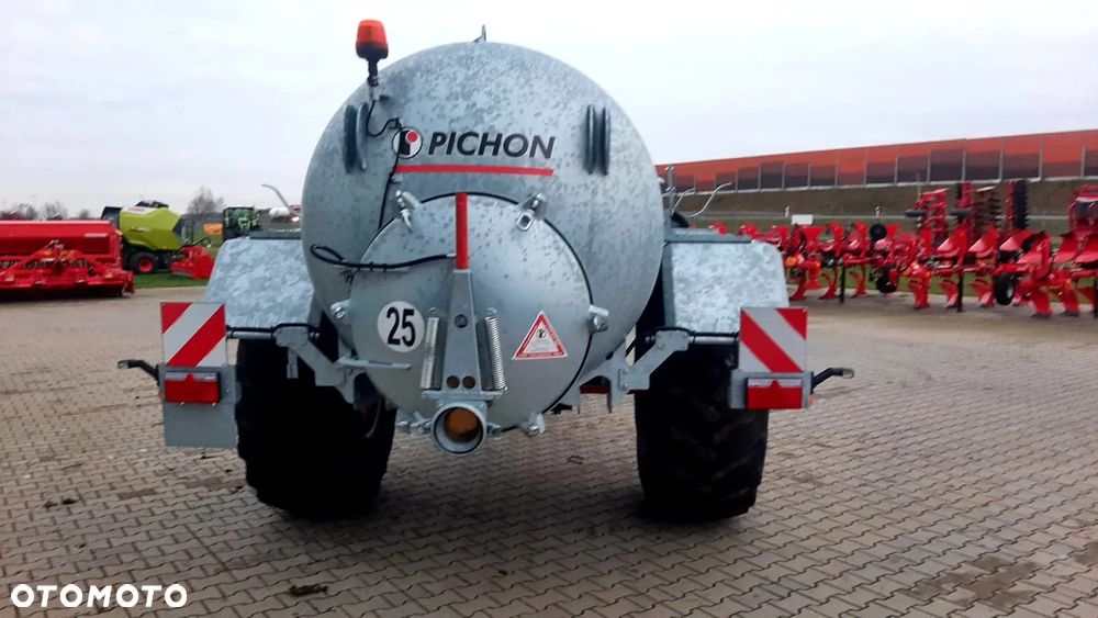 Pichon 117 tys netto Pichon TCI 10 400 beczkowóz, wóz asenizacyjny - 6