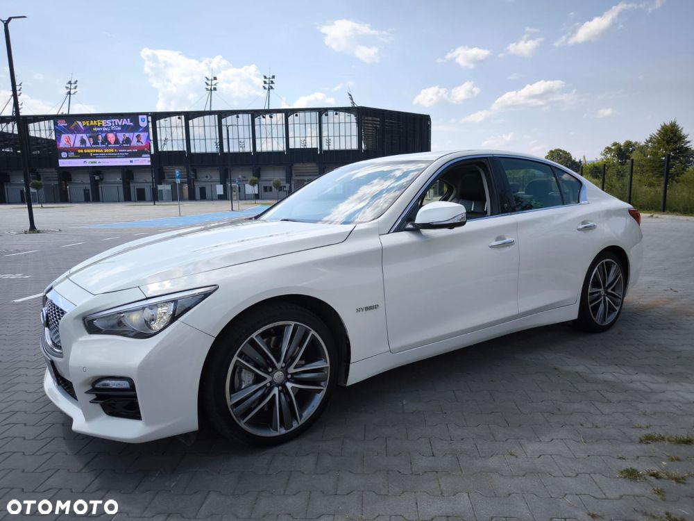 Infiniti Q50 - 28