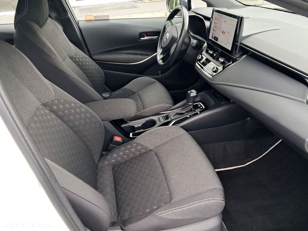 Toyota Corolla 1.8 Hybrid Comfort - 10