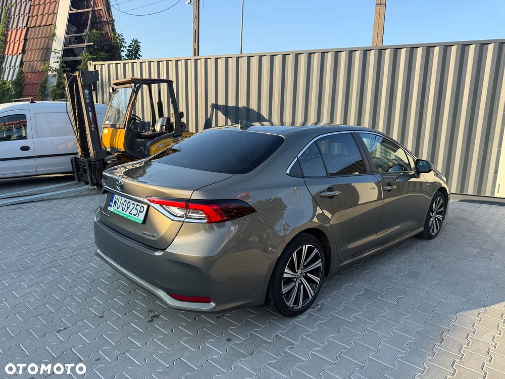 Toyota Corolla - 5