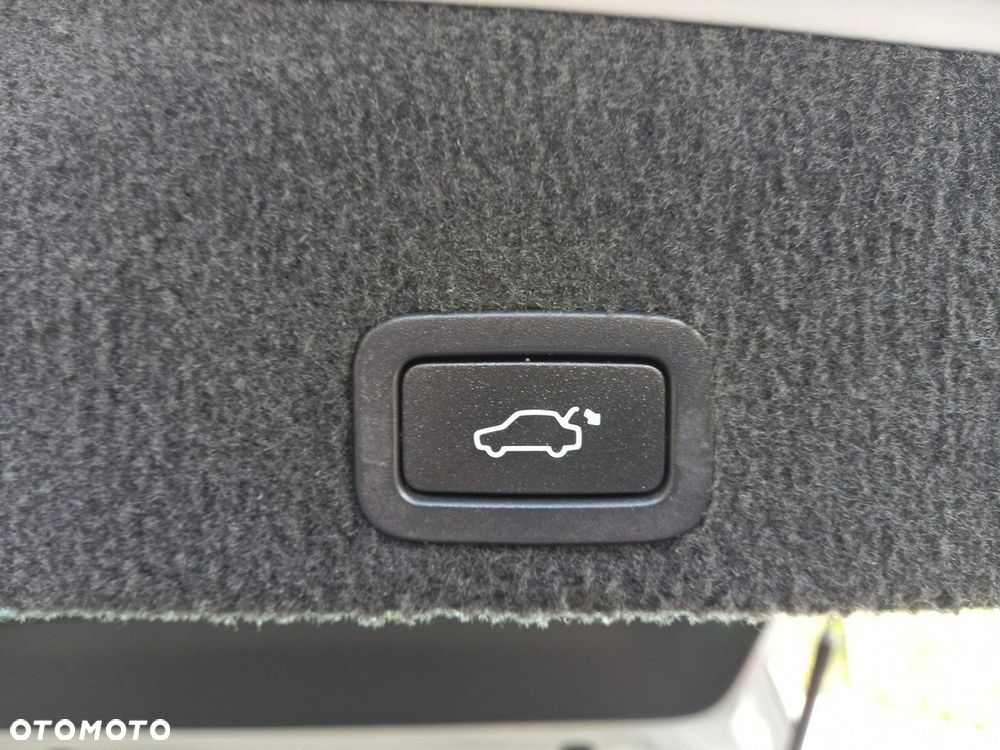 Volvo XC 60 DRIVe Momentum - 21