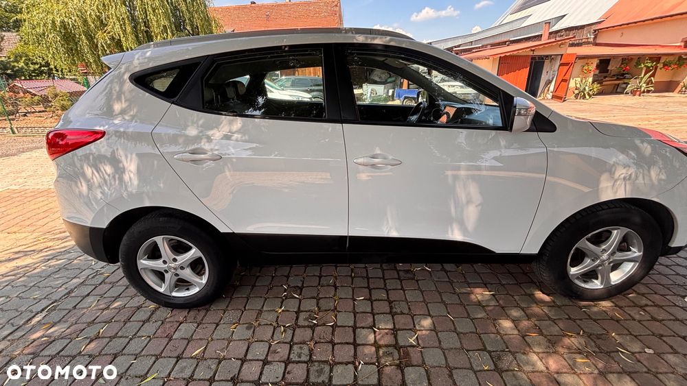Hyundai ix35 2.0 CRDi 4WD Automatik Finale Silver - 9