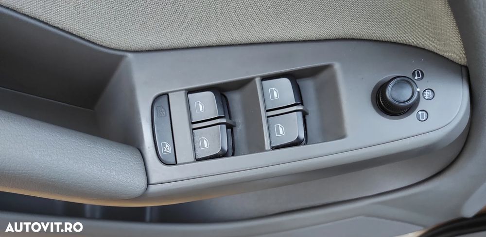 Audi A4 2.0 TDI Multitronic Avant - 12