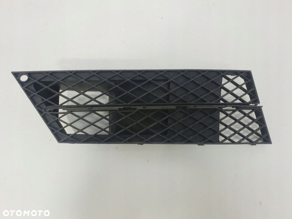 BMW E60 E61 KRATKA ZDERZAKA PRZÓD PRAWA 7178112 - 1