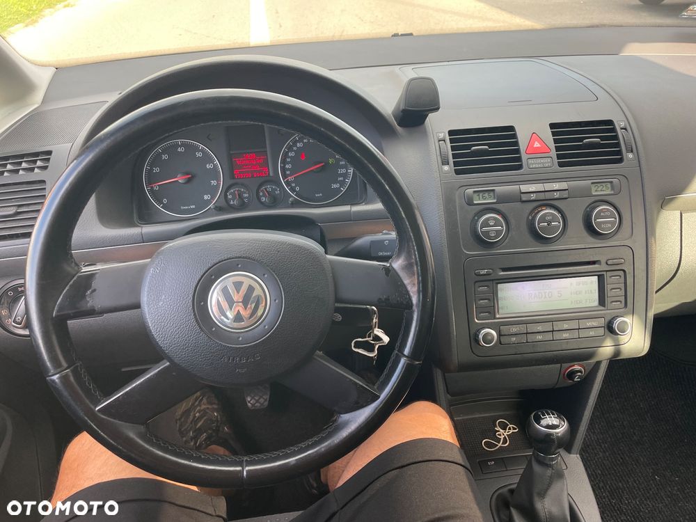 Volkswagen Touran 1.6 Trendline - 12