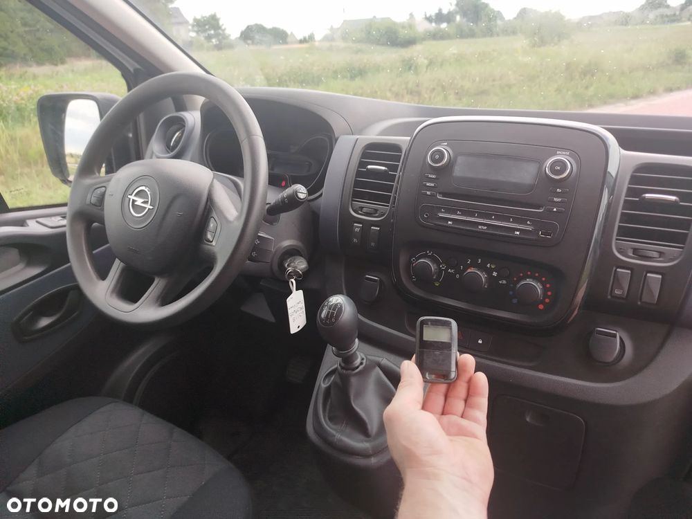 Opel Vivaro B - 12