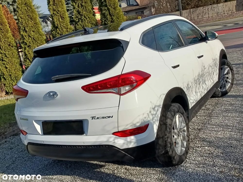 Hyundai Tucson blue 1.7 CRDi 2WD Advantage - 11