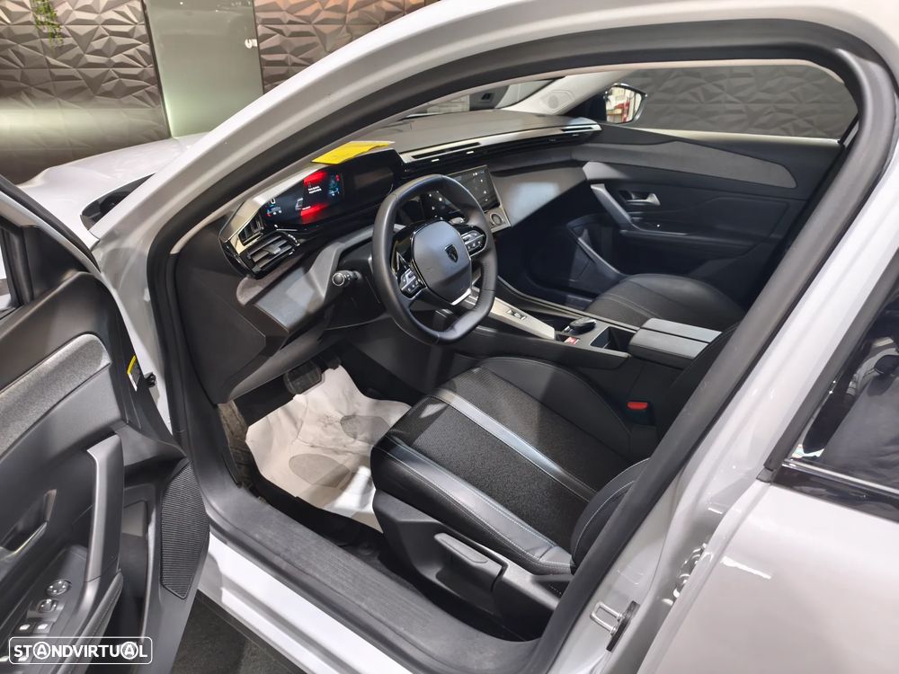Peugeot 408 1.2 Hybrid Allure e-DCS6 - 10