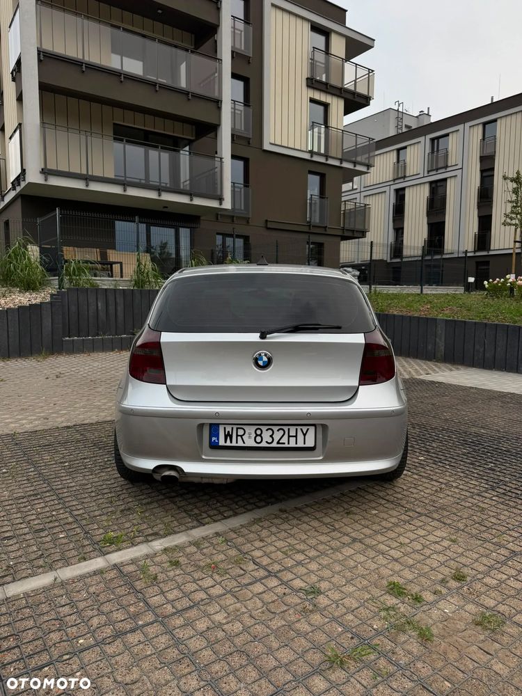 BMW Seria 1 116i - 4