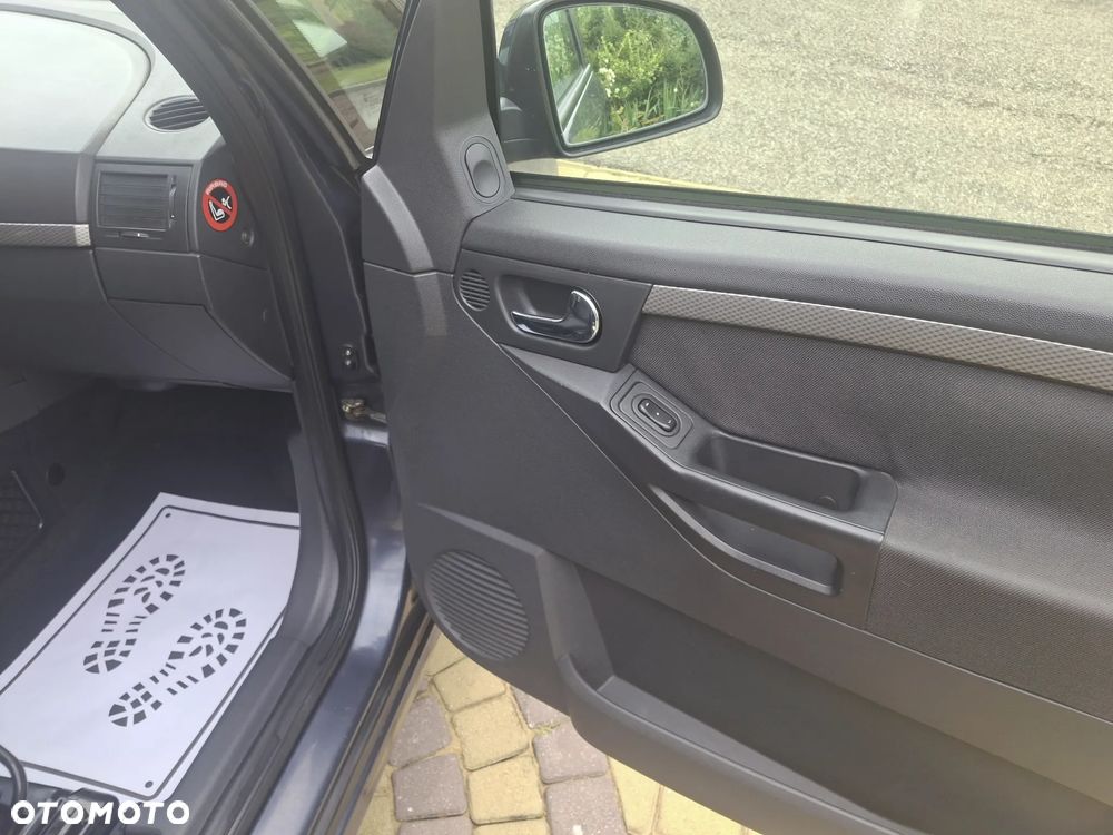 Opel Meriva 1.6 16V Easytronic Cosmo - 17