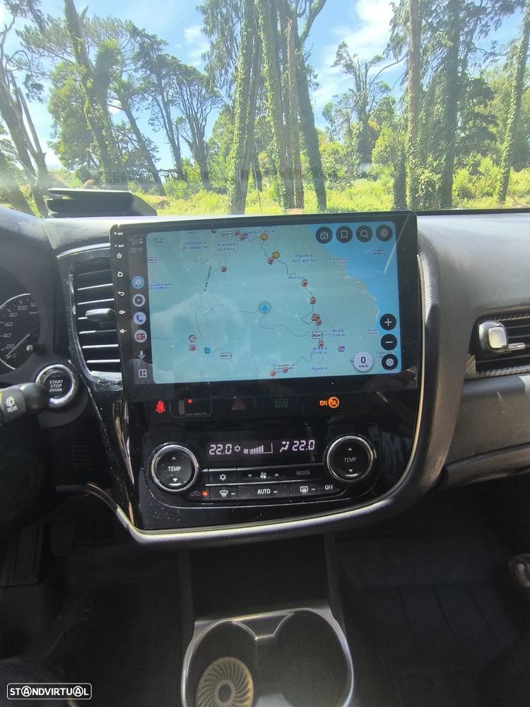Mitsubishi Outlander 2.2 DI-D Instyle Navi - 12