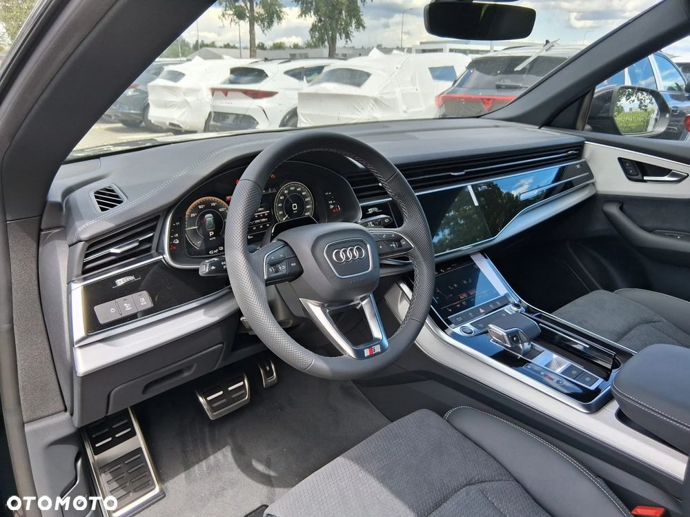 Audi Q8 55 TFSI e PHEV Quattro Tiptronic - 8