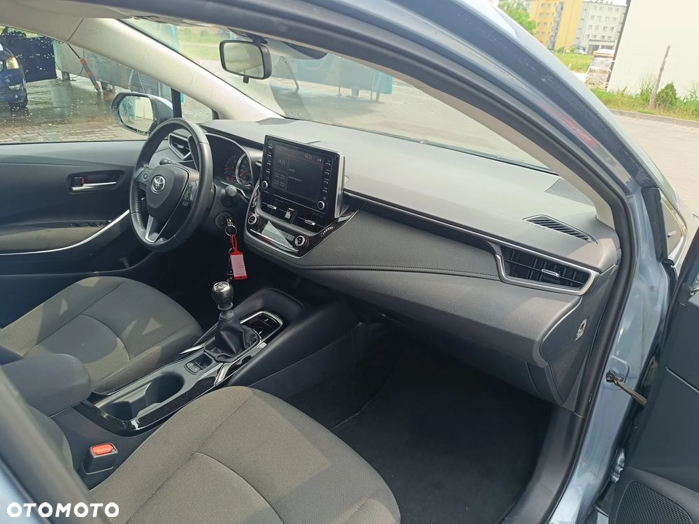 Toyota Corolla 1.5 Comfort - 37