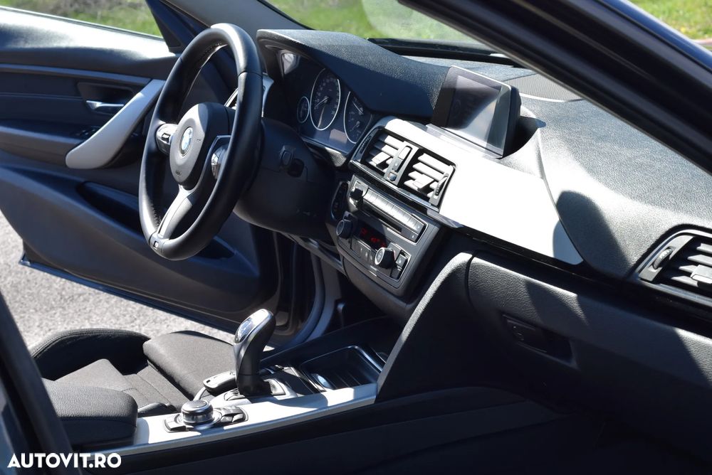 BMW Seria 3 320d Sport-Aut. - 7