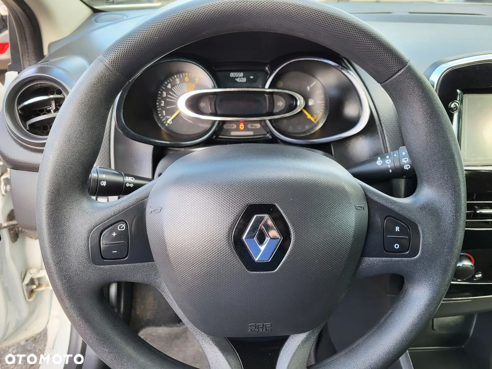 Renault Clio 1.2 16V 75 Business - 13
