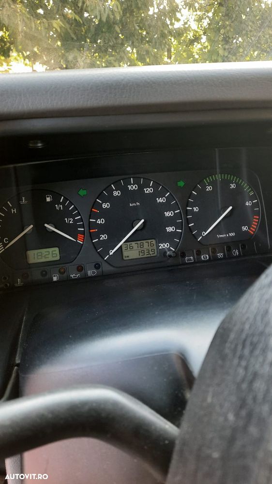 Volkswagen Multivan - 7