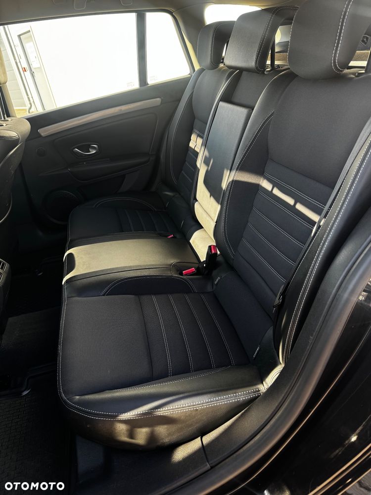 Renault Laguna 2.0 dCi Tech Run - 9