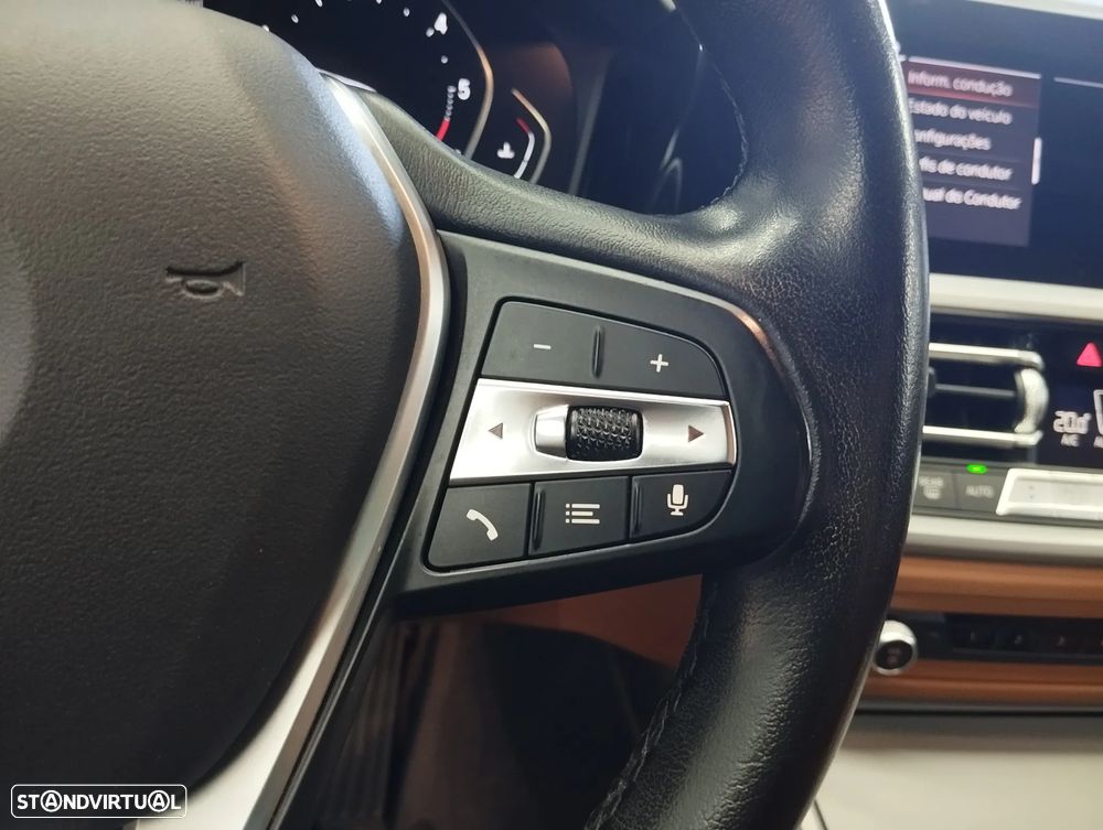 BMW 320 d Auto - 21