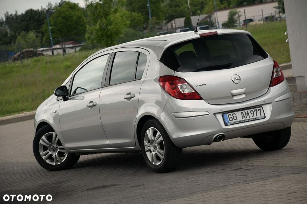 Opel Corsa - 8