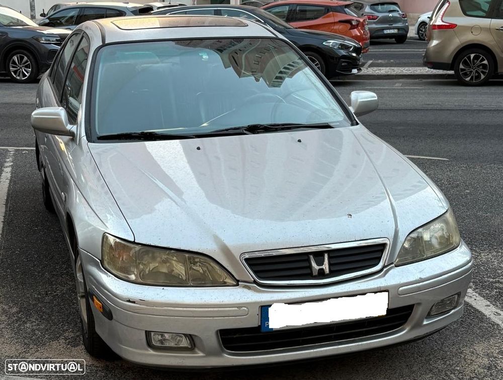 Honda Accord 2.0 ES - 12