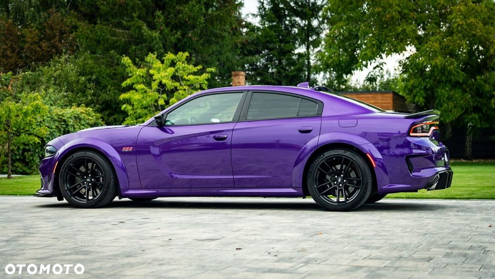 Dodge Charger 6.4 Scat Pack Widebody - 15