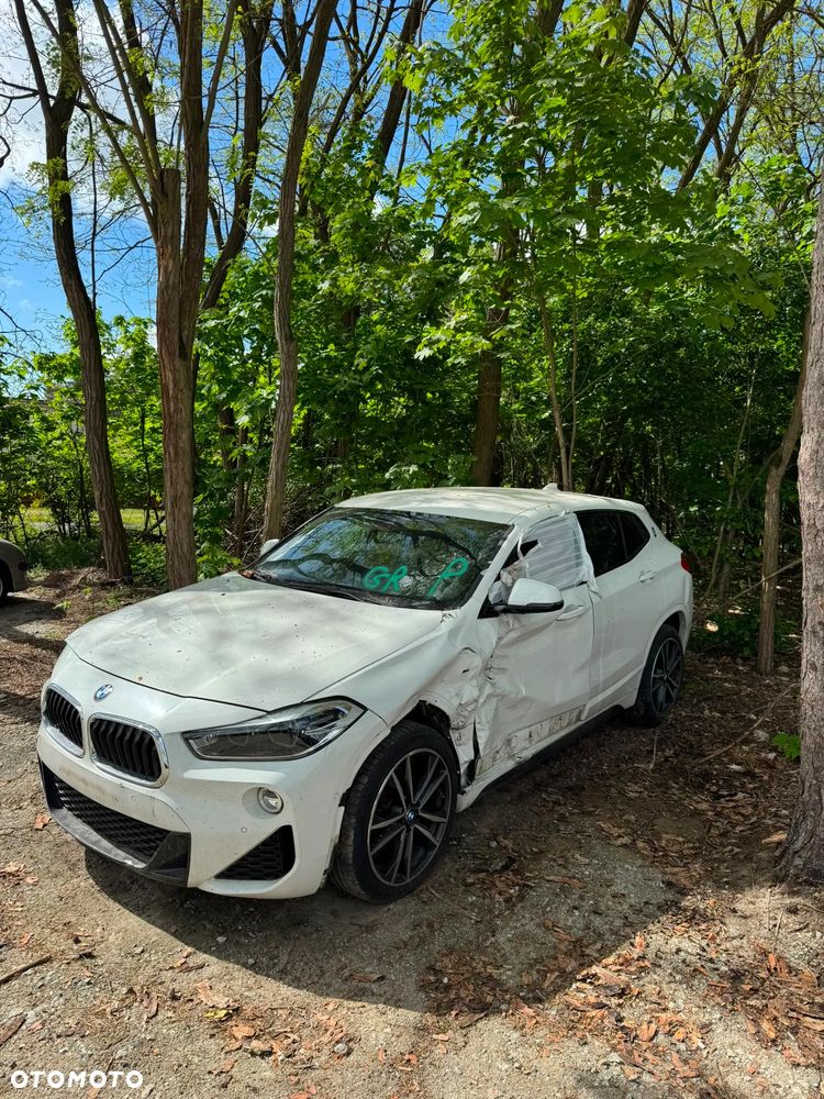 BMW X2 sDrive18d sport - 4