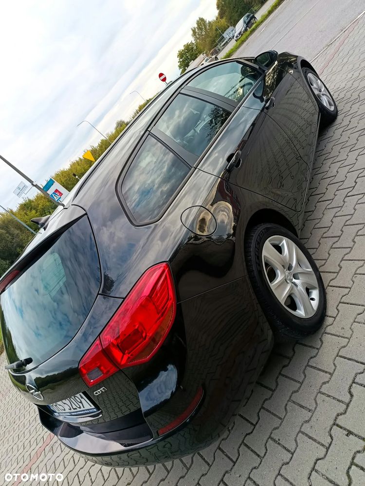 Opel Astra 1.7 CDTI - 22