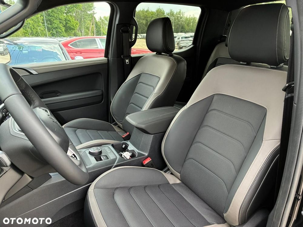 Volkswagen Amarok - 13