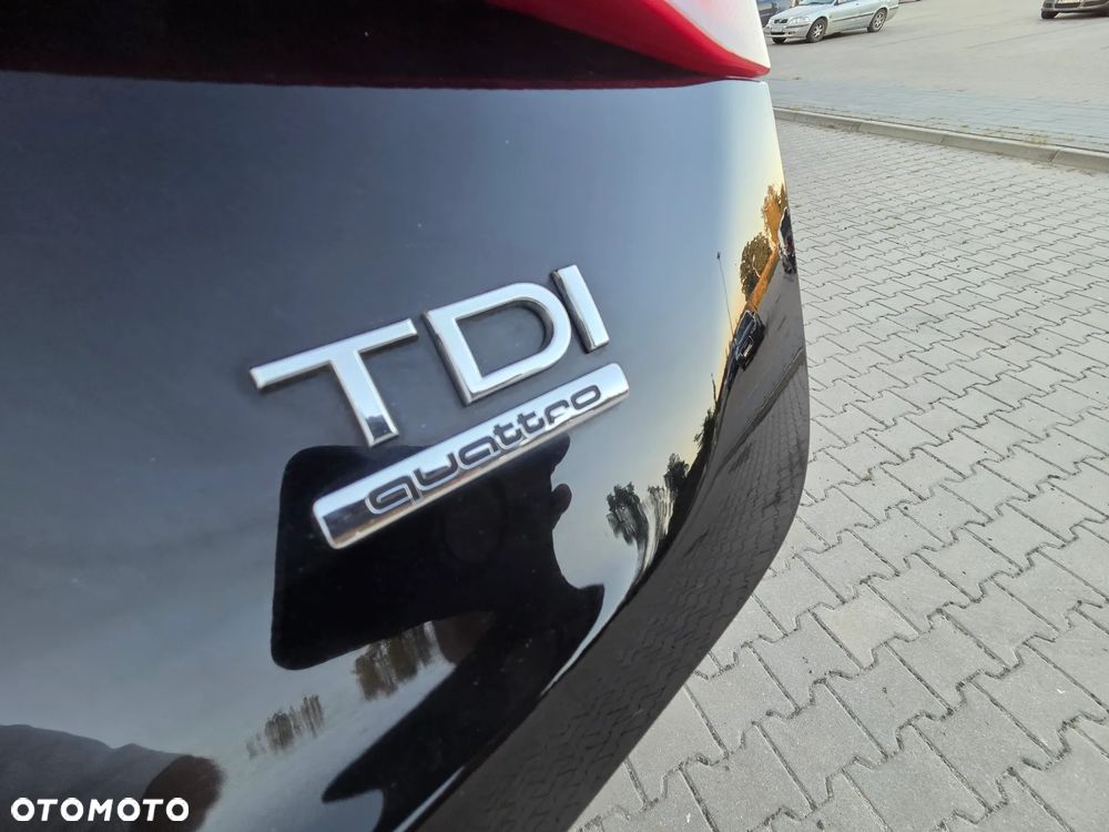 Audi A4 Avant 2.0 TDI DPF clean diesel quattro S tronic S line Sportpaket - 19