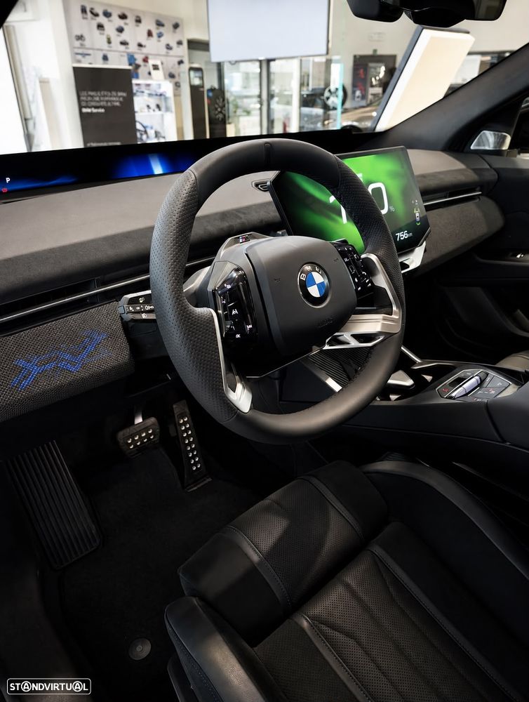 BMW iX3 50 xDrive Pack Desportivo M Pro — fotografia 7