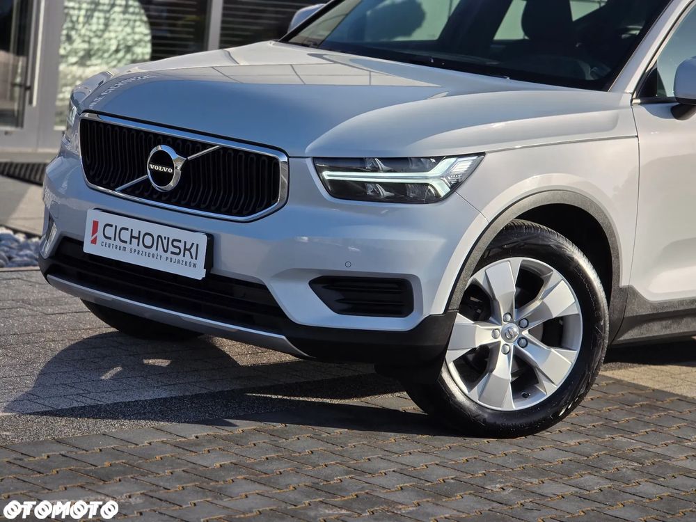 Volvo XC 40 T3 Momentum Pro - 11