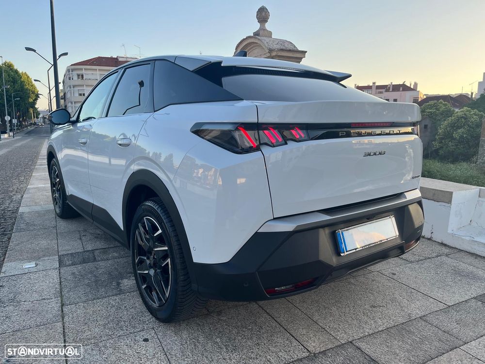 Peugeot 3008 Hybrid 145 e-DSC6 Allure - 16