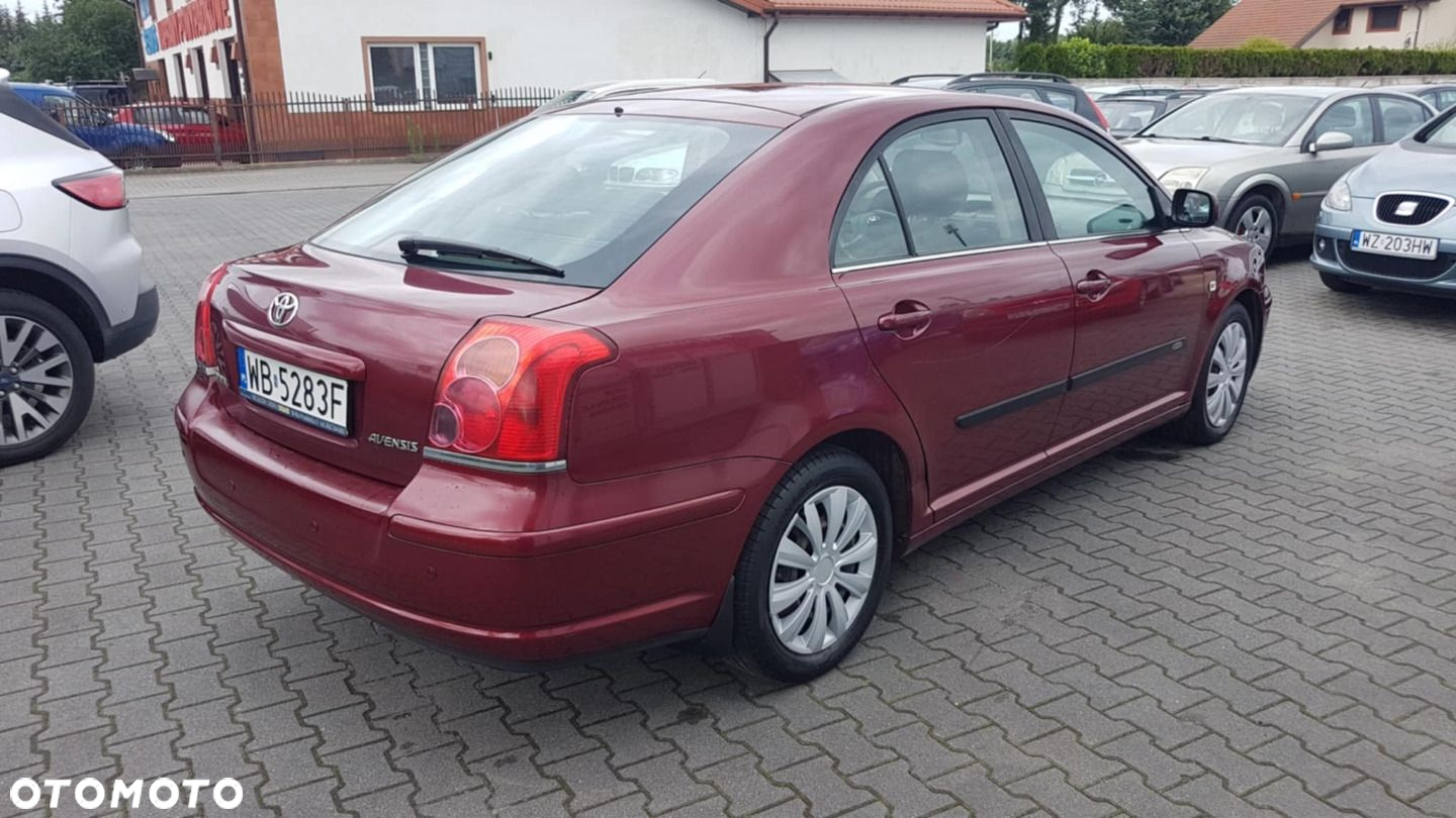 Toyota Avensis - 3