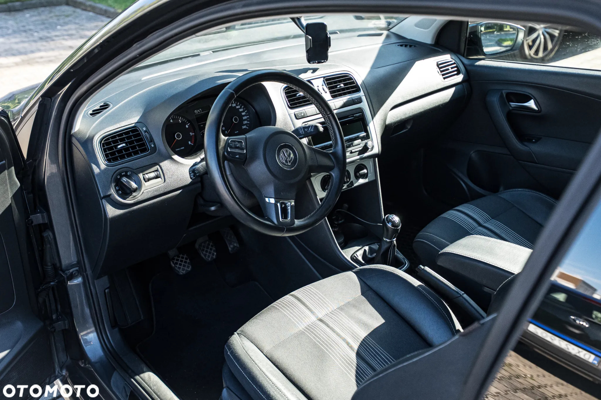 Volkswagen Polo 1.2 TSI MATCH - 7