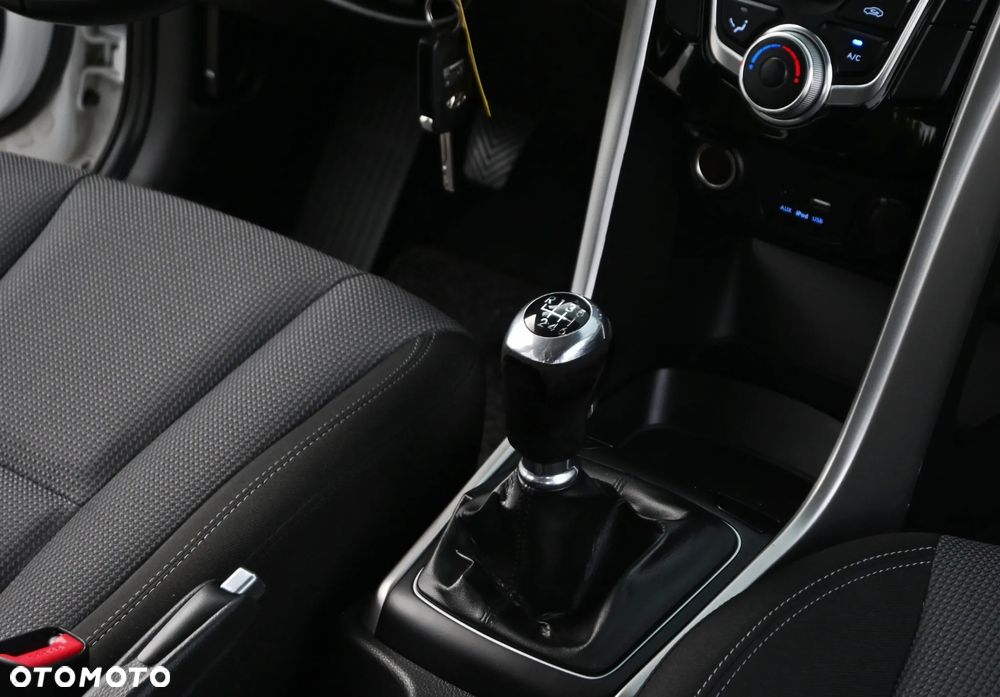 Hyundai i30 1.4 BlueDrive Comfort - 24