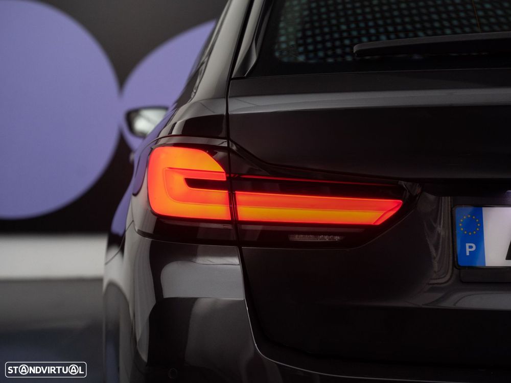 BMW 520 e Pack M - 12