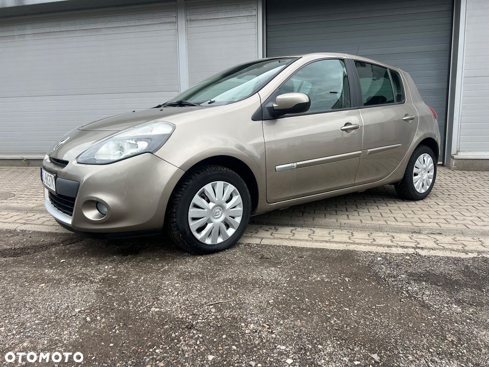 Renault Clio 1.2 16V Alize - 1