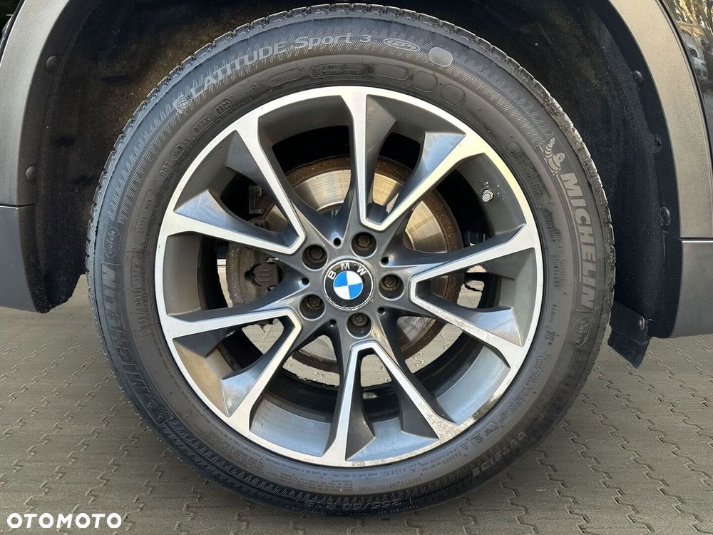 BMW X5 xDrive25d - 26