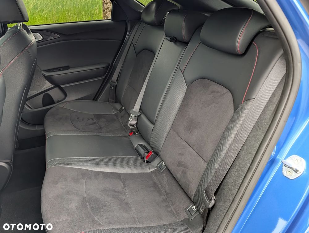 Kia ProCeed 1.6 T-GDI DCT7 OPF GT - 18