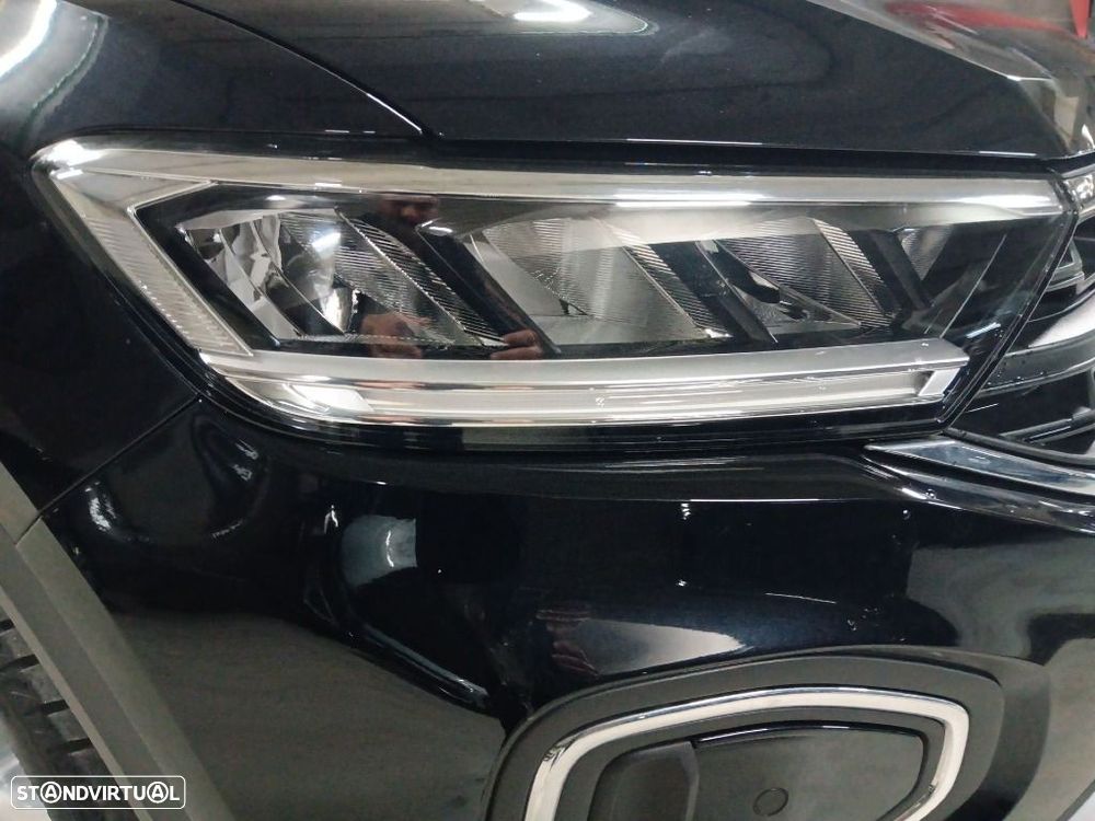 VW T-Roc 1.5 TSI Urban DSG - 36