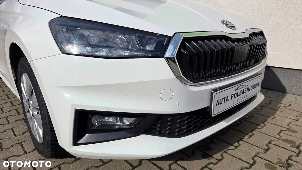 Skoda Fabia 1.0 Essence - 13