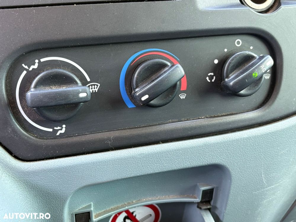 Ford Transit - 8
