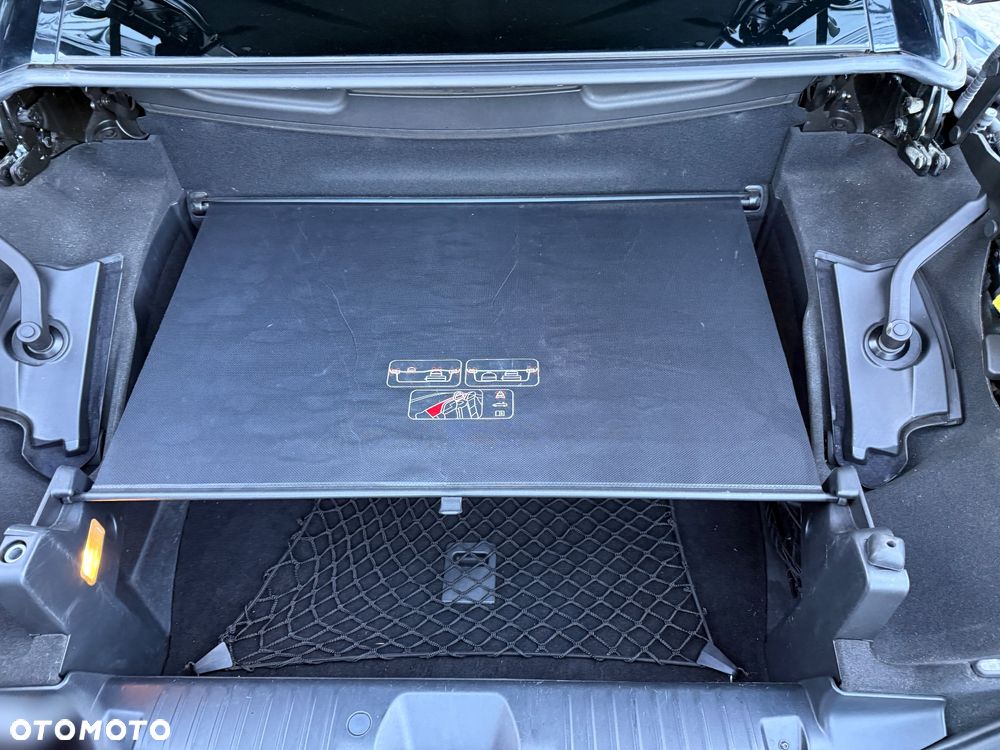 Peugeot 308 CC - 21