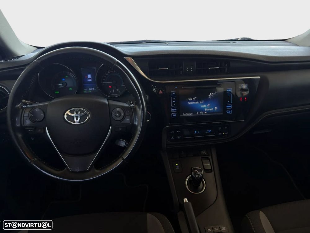 Toyota Auris Touring Sports 1.8 HSD Exclusive - 11