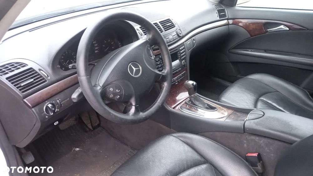 Mercedes-Benz Klasa E - 6