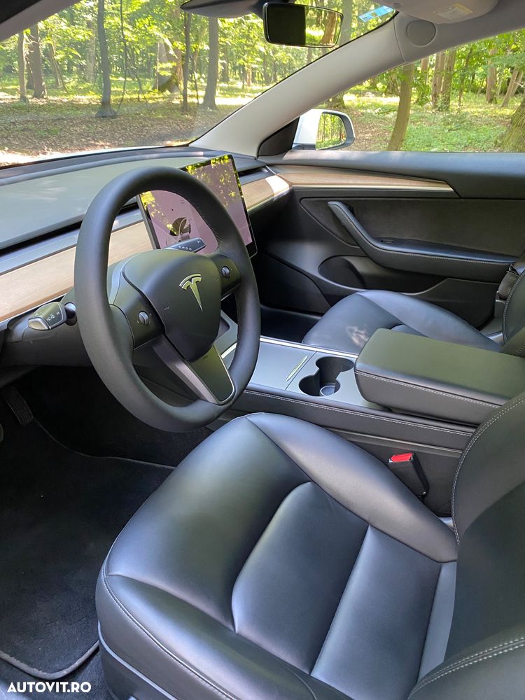 Tesla Model 3 - 27