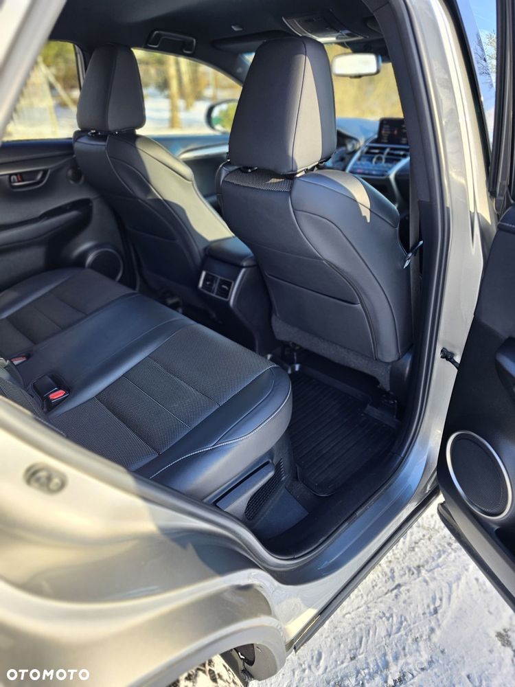 Lexus NX 300 F Sport AWD - 12