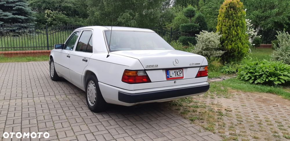 Mercedes-Benz W124 (1984-1993) - 3
