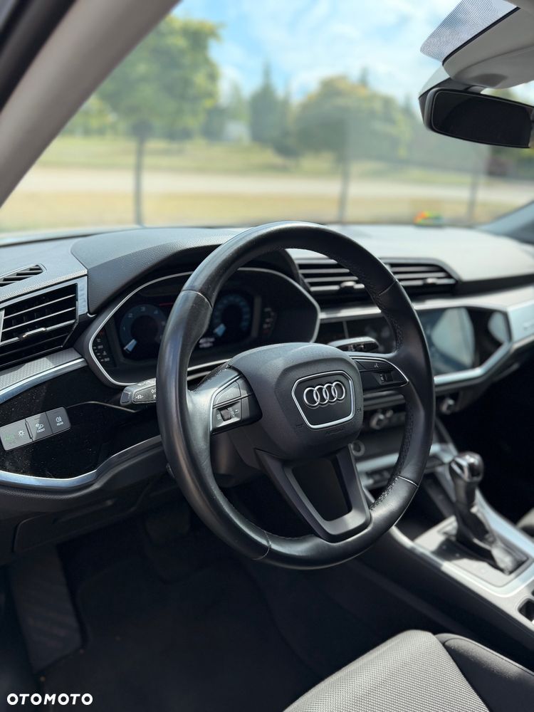 Audi Q3 35 TDI S tronic - 9