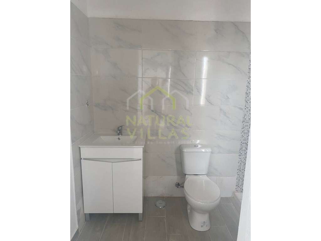 Casa Térrea T1 em Pechão, Olhão - Grande imagem: 4/6